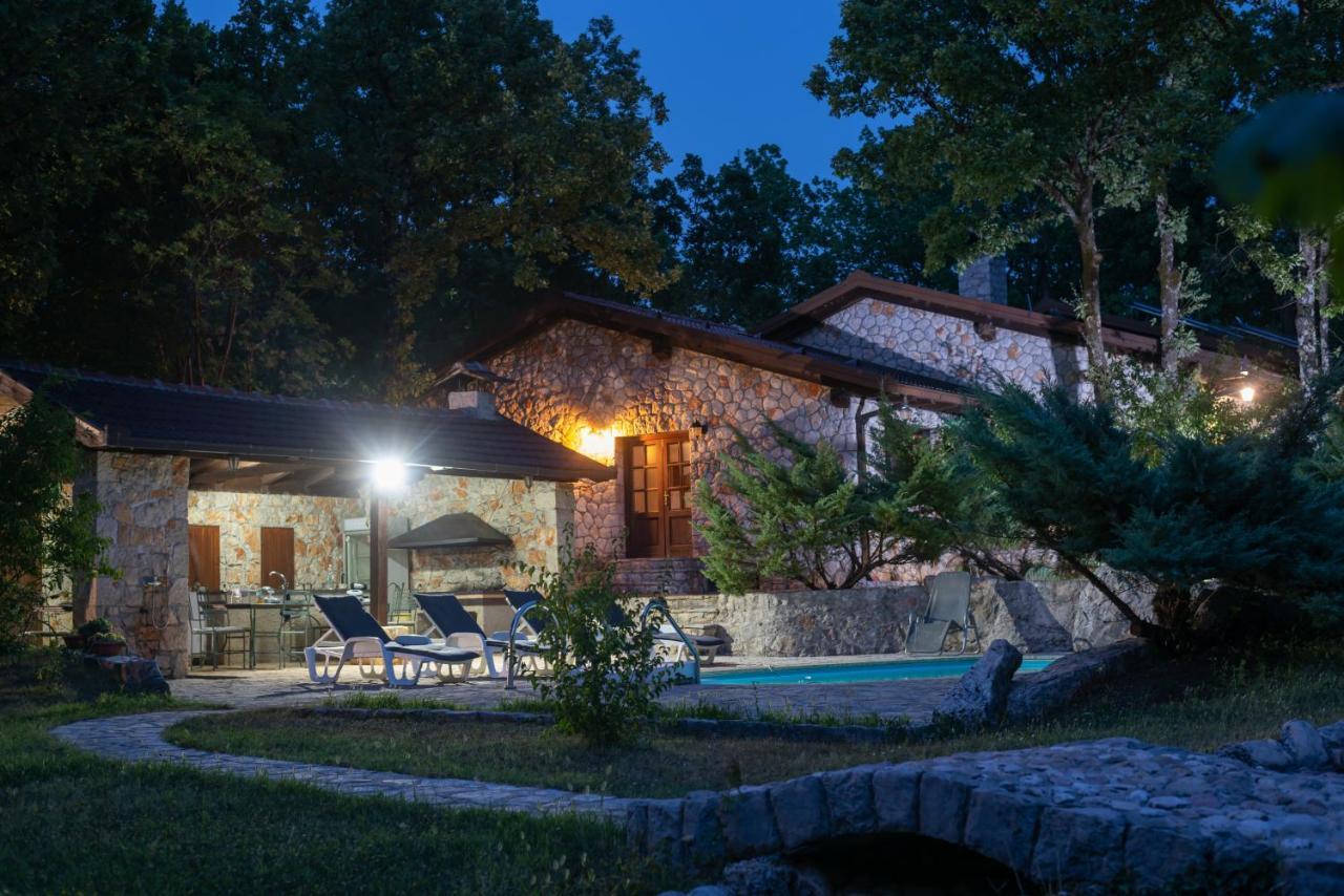 Villa Amalia Siroki Brijeg Luaran gambar